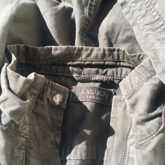 GREEN JACKET🦋🌈☂️💞 - Picture 6 of 7